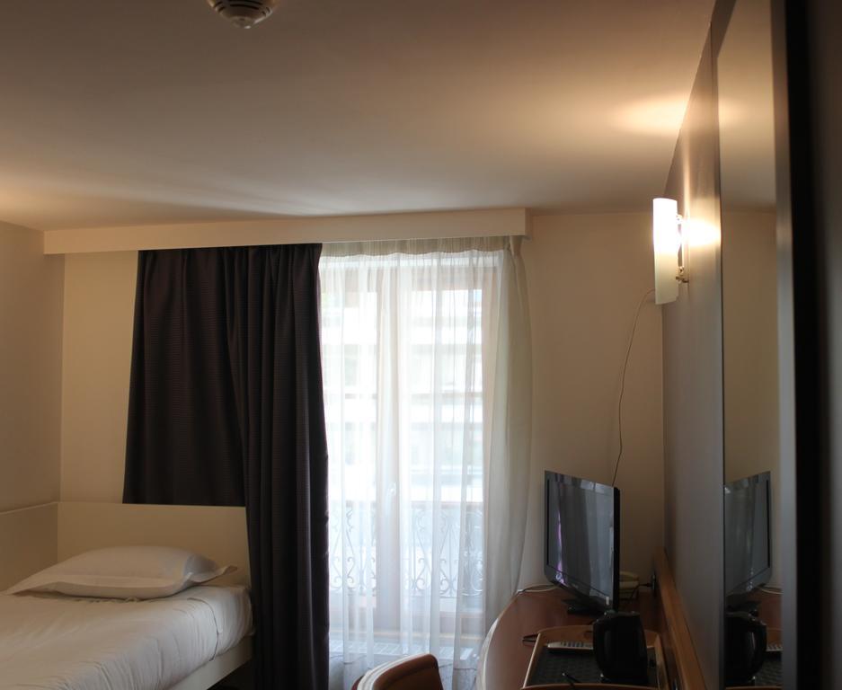 Hotel Metropolitain Paris Phòng bức ảnh